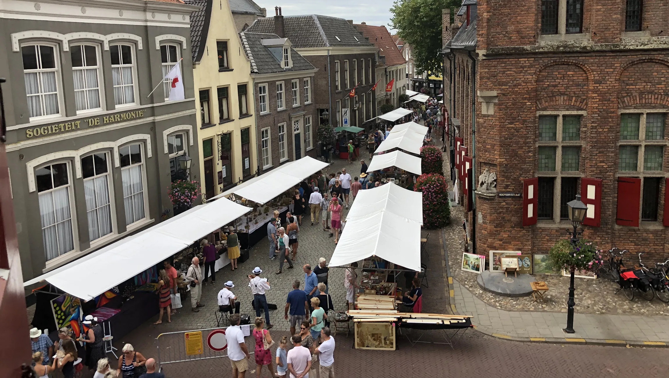 overzicht winter montmartre markt frans schilderman