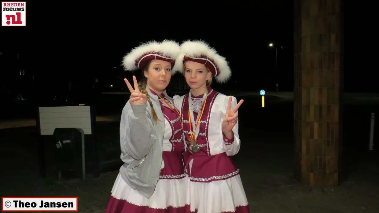 pela367avcbfd2o5blofmg3an 2014 02 26 overdracht gemeentesleutel01