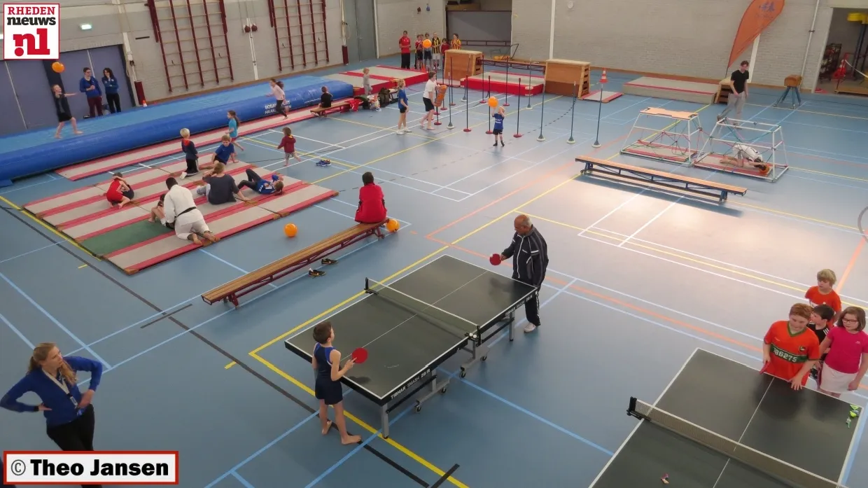 praoxz82rz0l63v1e4eb2az18 2014 03 07 ijsselsingel hangmat sportbedrijf rheden005