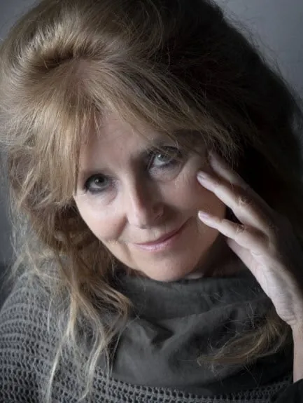 qmtotagr4hq9cl0kpvhi7qleo miriamguensberg