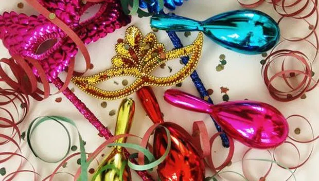 qy8zmpui6ux1tn1wdbd2gat58 carnaval