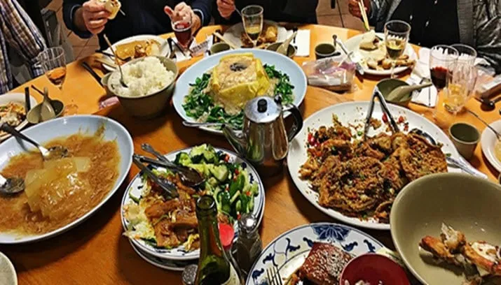 rheden eet smakelijk rijsttafel