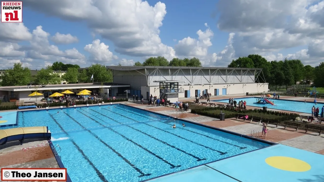 rjmlzh1ayj3xwvkab7f3sg098 2014 05 03 opening de hangmat 048