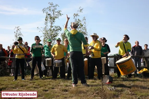 s4yq08t47xrk1phvtspldxdgm 130929 posbankloop 001