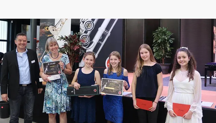 sarah 11 dwarsfluit en merle 13 harp van der lijke winnen the flute factor 2018