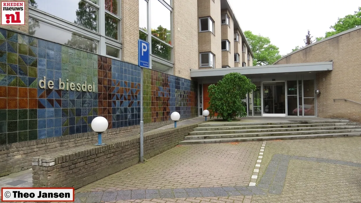 tixpc9uv7ffpo0q816fu2ffuf 2014 04 28 biesdelselaan echtpaar boks van ewijk 60 j huwelijk 0