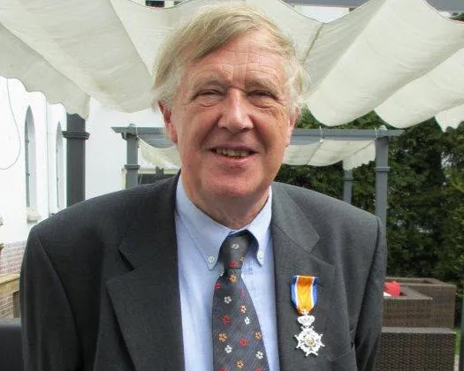 ufnzjra5v8355spgtyn3v7hx2 221872