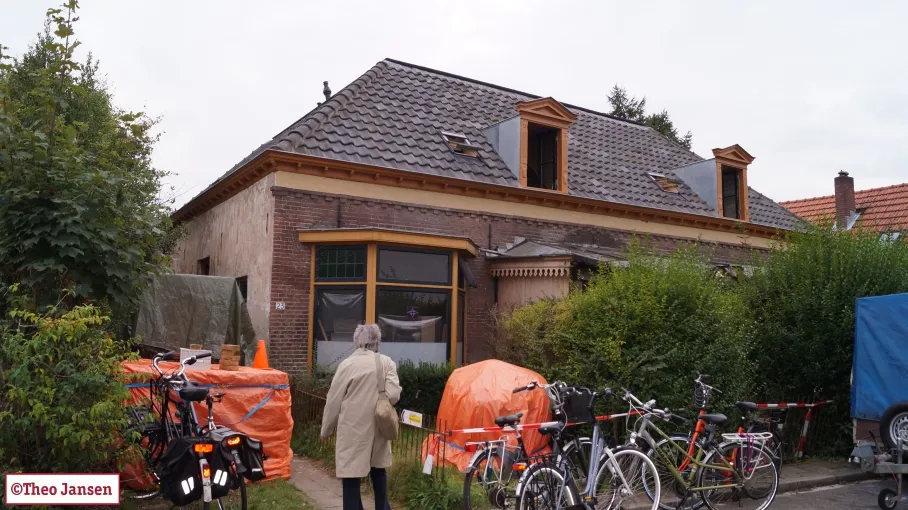 v56yxxirstm52g91z2lhzxzy0 cafe 000