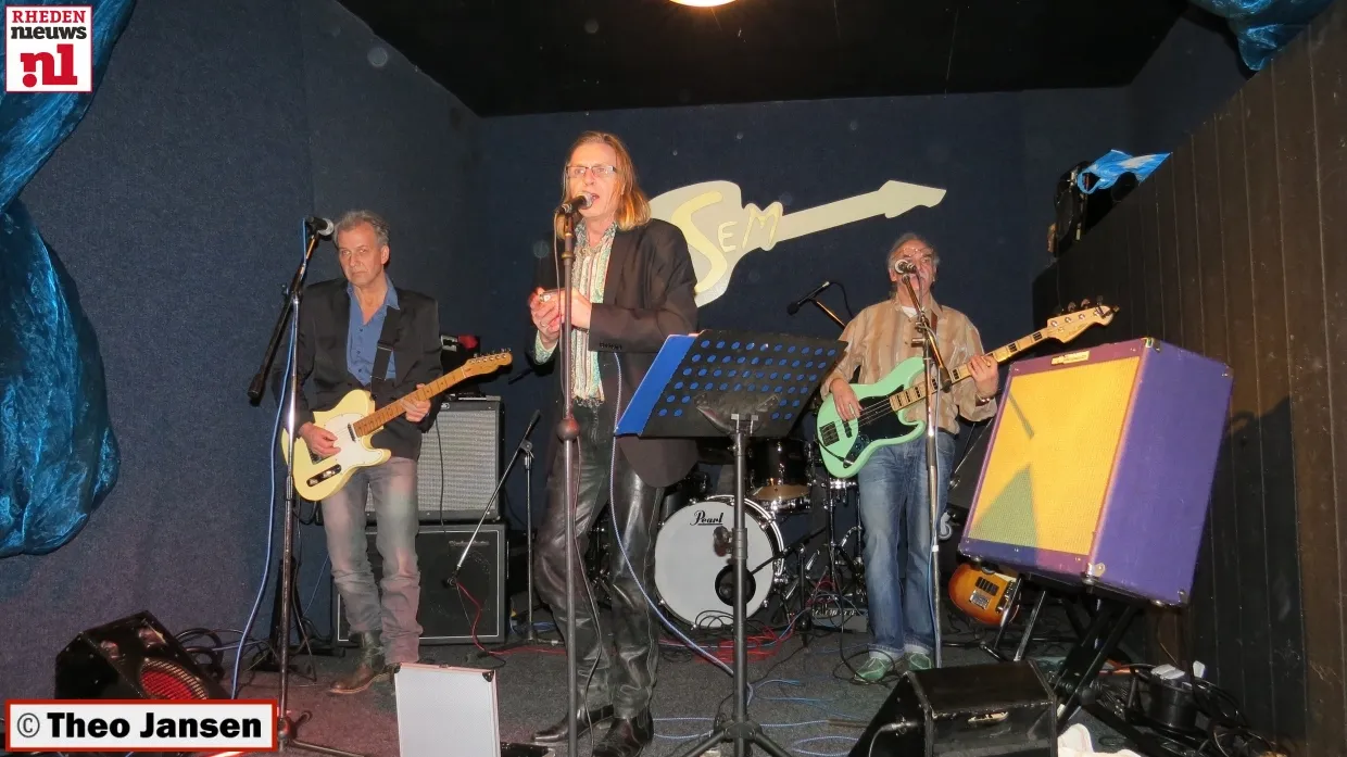 vcz25et2llrcc86zmem9hqfvj 2014 03 01 sem caf optreden de buddy friends002