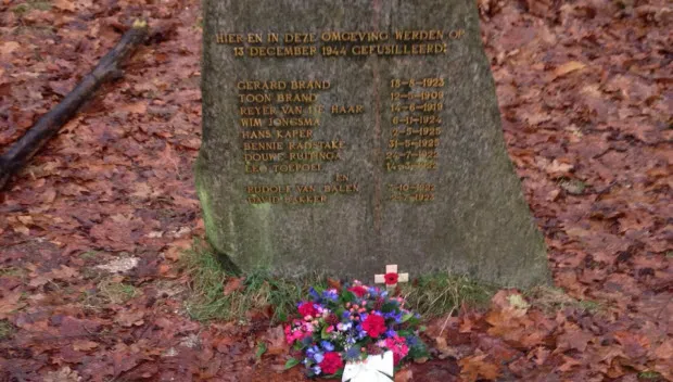 vk0gl9mbtxfb7ekpzn7eejzba bloemstuk1