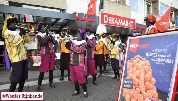 vk44cyf1z9krpm4ysmhcm6fz6 131207 deka markt 001