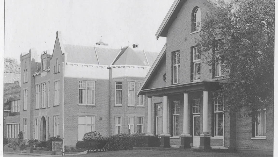 voormgemeentehuizen rheden gerard scanlan uitgeverij matrijs