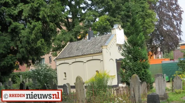 vxmmpblnc5xfw3ytp0jxxfnvm 2013 08 begraafplaats reinaldstraat schijndodenhuisje013