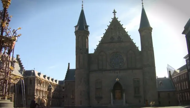 zjhkp3ew9rzh3xtti0163iqec erfgoed