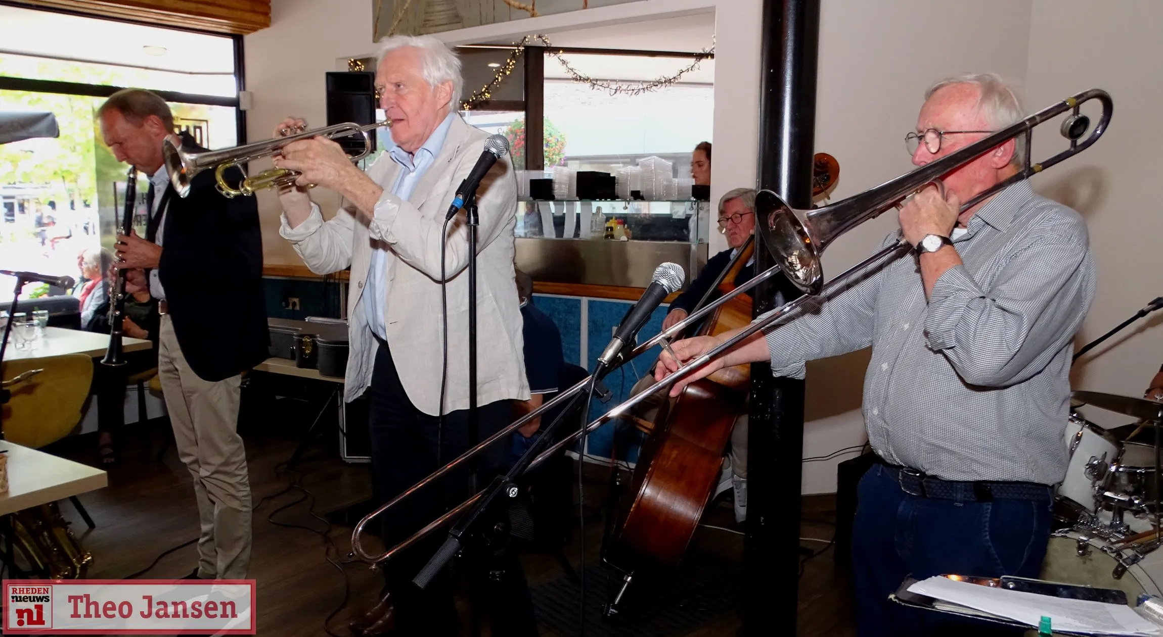 zondag 25 september trad de forest jazz band weer op bij het hart van dieren 1
