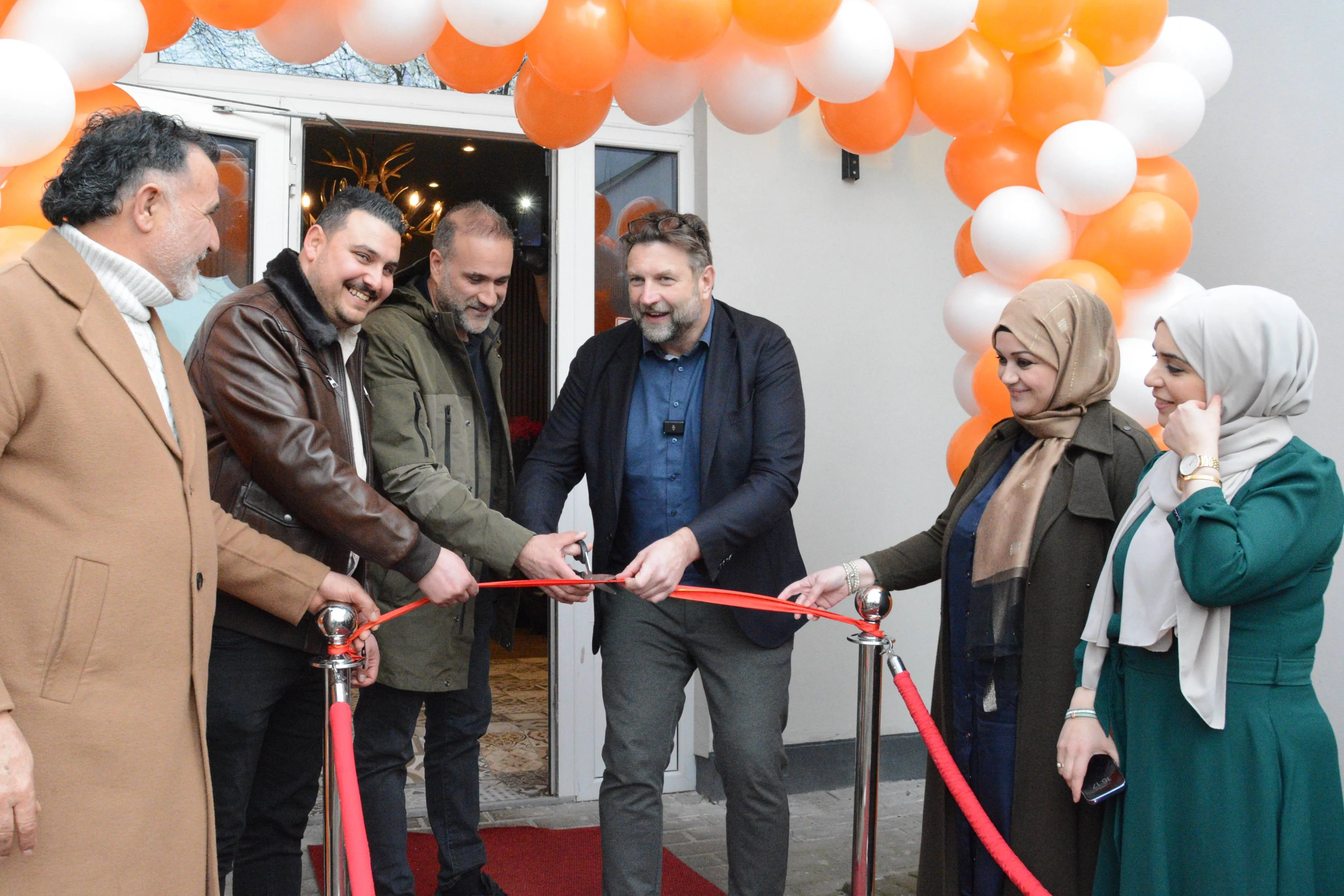 001 nieuw turks bbq restaurant in velp officieel geopend door wethouder ronald ter hoeven 09 02 2025