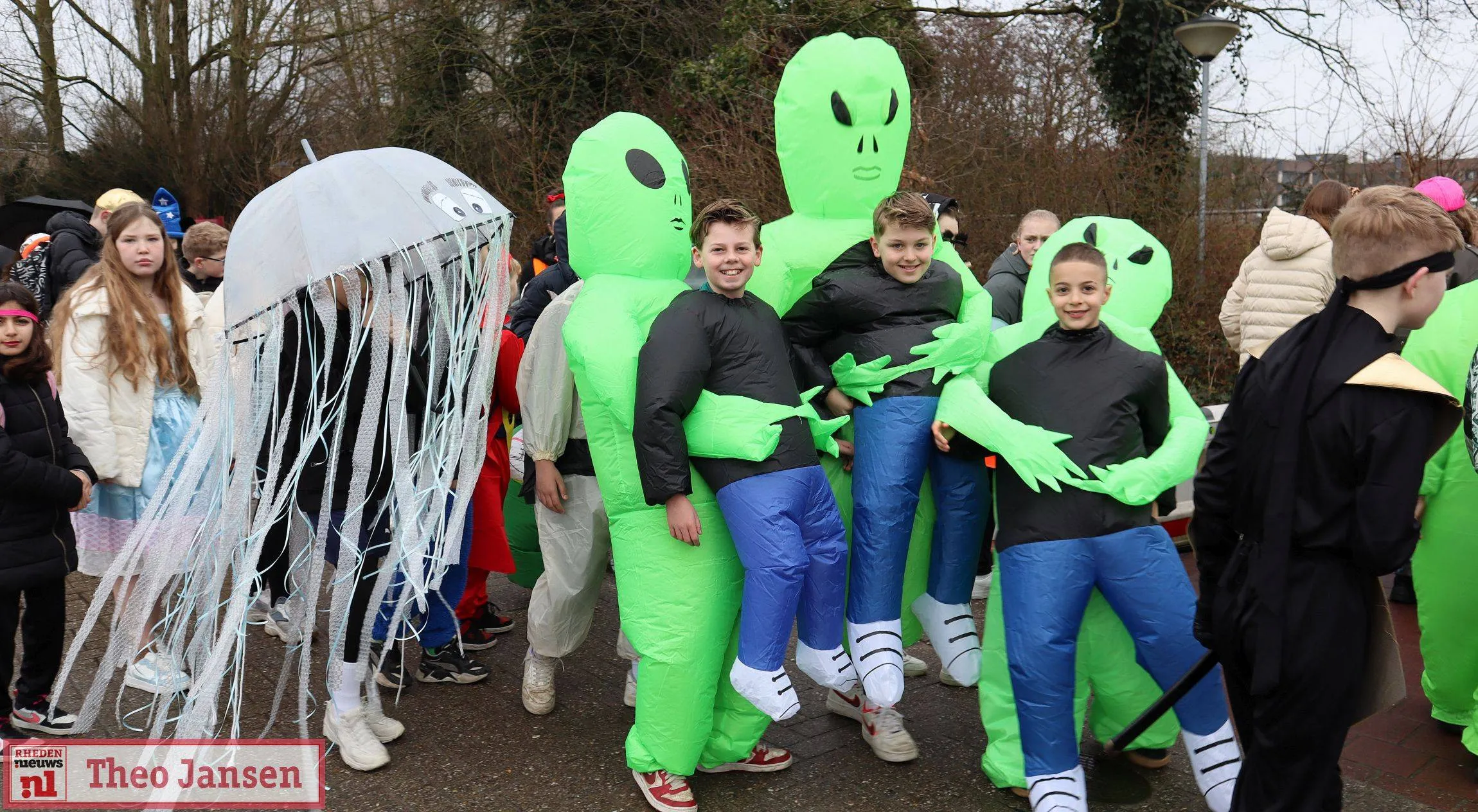 001 groots carnavalsfeest bij ronknallie en drikusgang ers in velp 28 02 2025