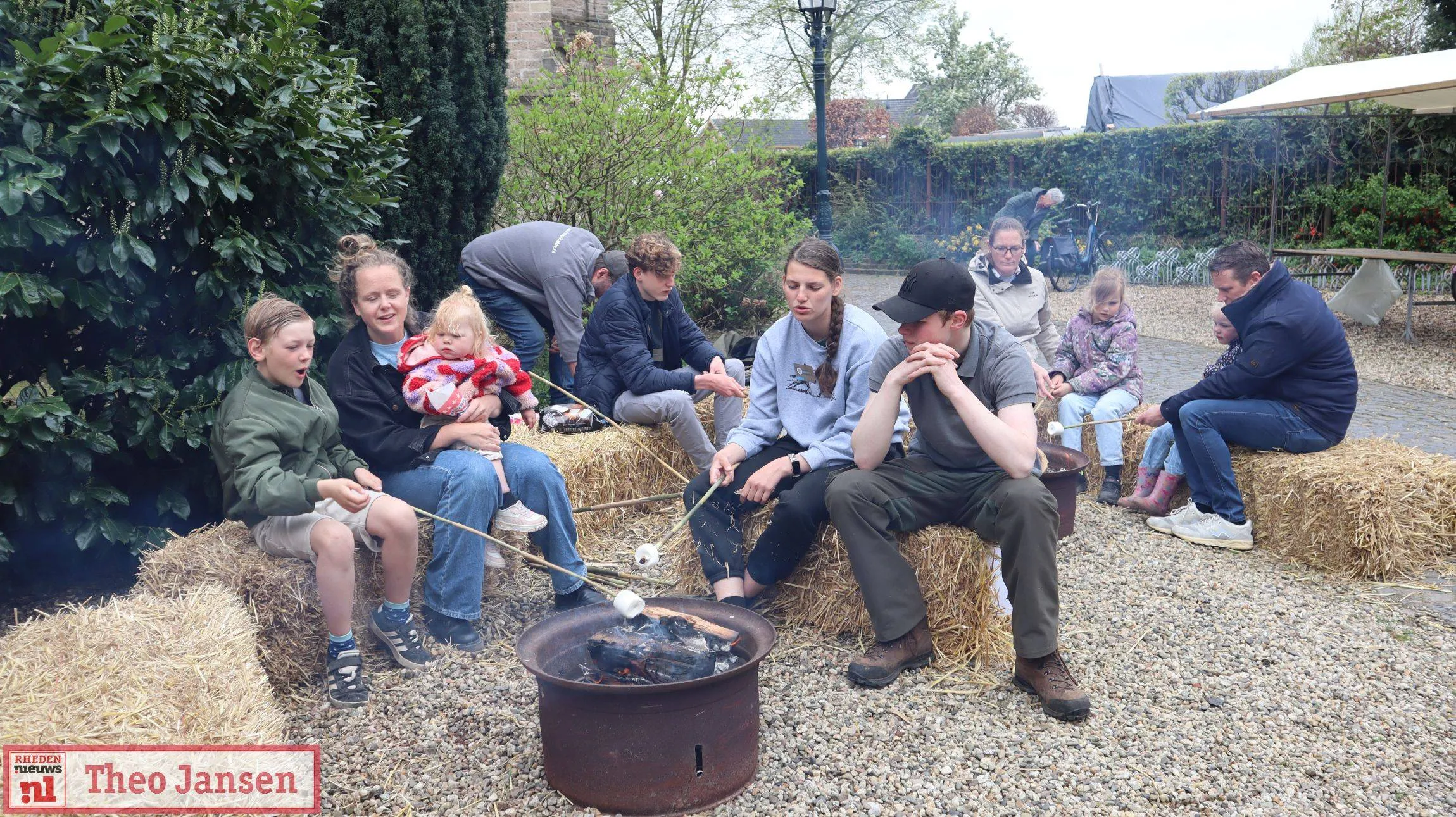 Geslaagd Lentefeest 2025 in dorp Rheden