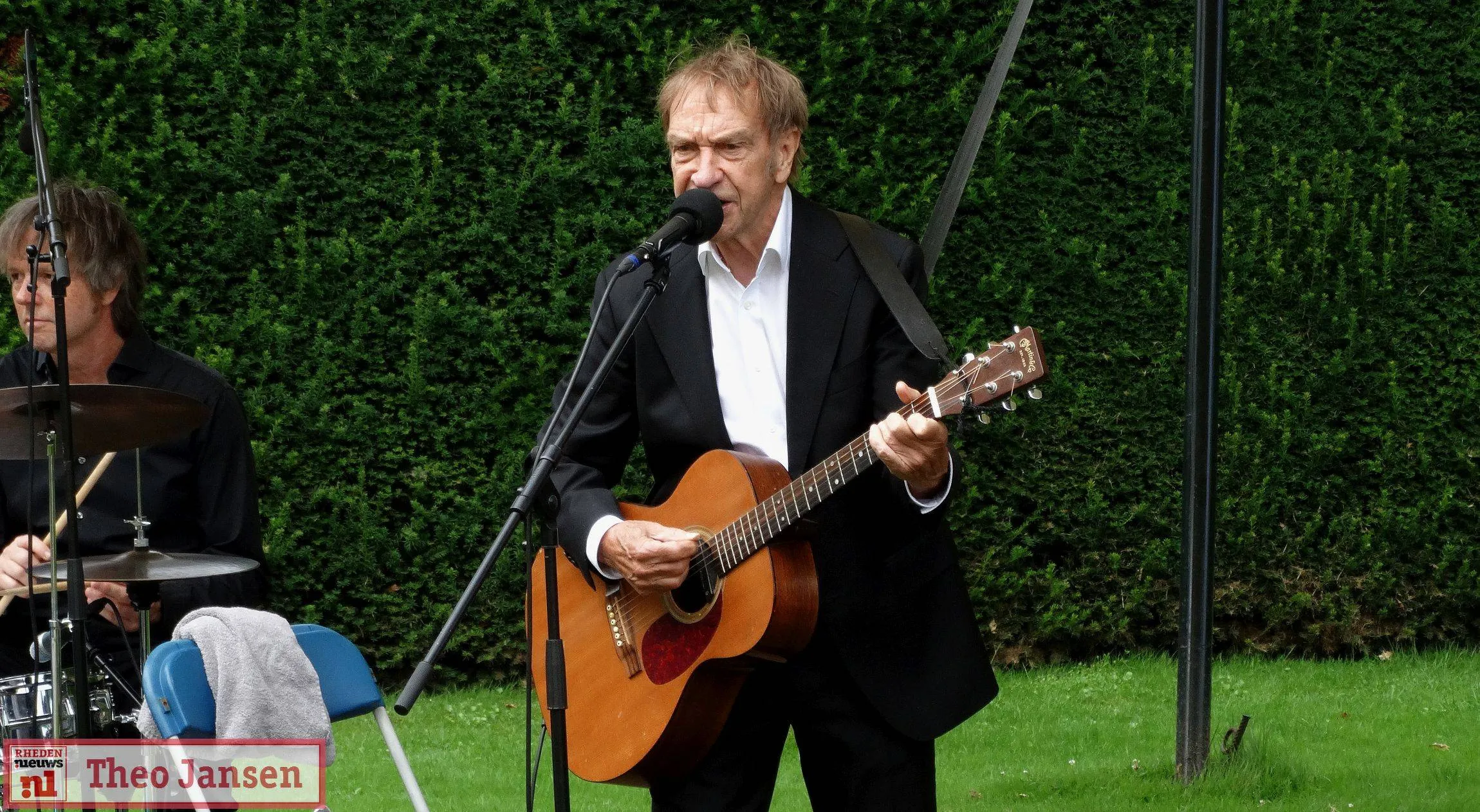 Alex Roeka sluit Zoomerconcerten af met intiem en poëtisch 'Nachtcafé' 27-07-2025 (3)