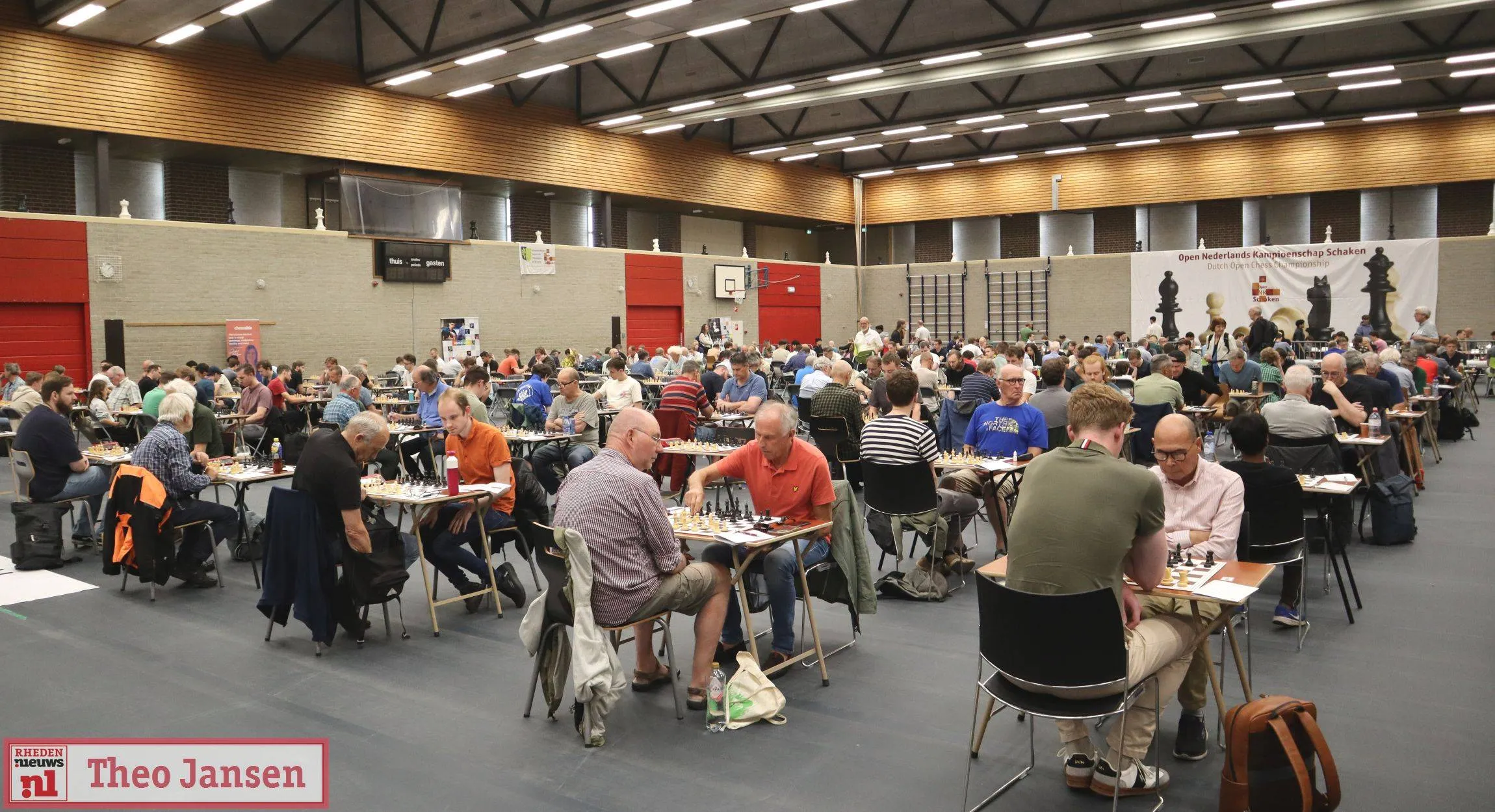 Grootmeesters draaien warm tijdens Open NK Schaken in Dieren 2025 (1)