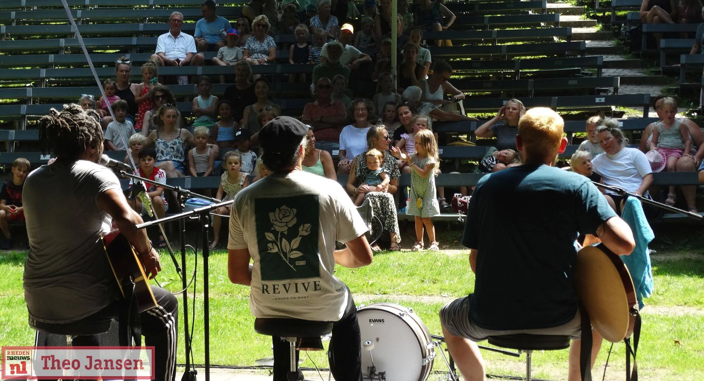 Muzikale familievoorstelling trekt jong en oud naar De Pinkenberg 13-08-2025 (1)