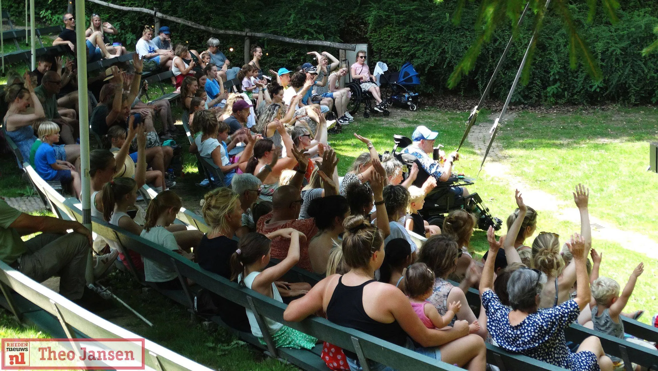 Muzikale familievoorstelling trekt jong en oud naar De Pinkenberg 13-08-2025 (5)