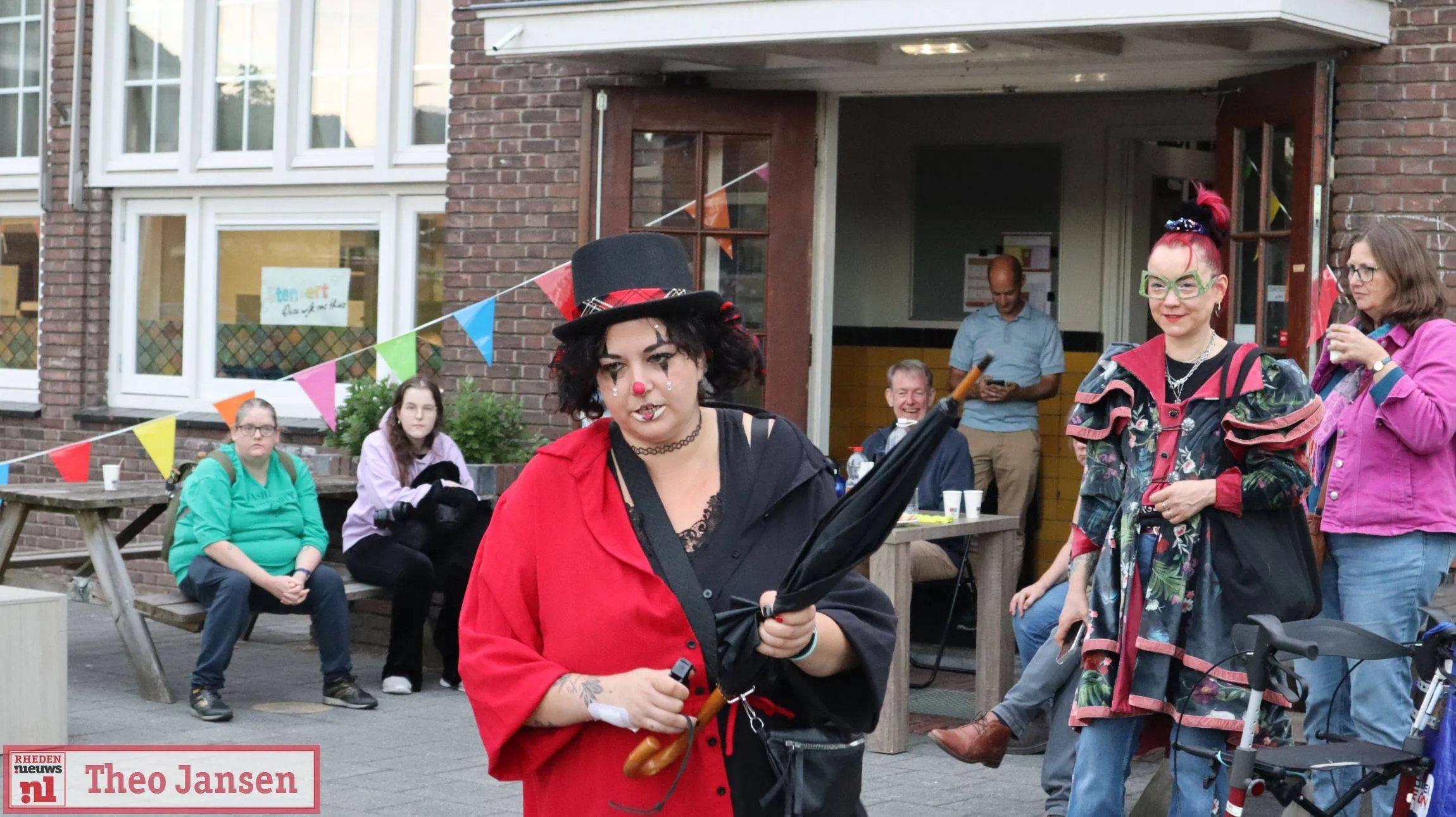 Feestelijke start Wijktheater Hart van Stenfert Dieren 2025 (4)