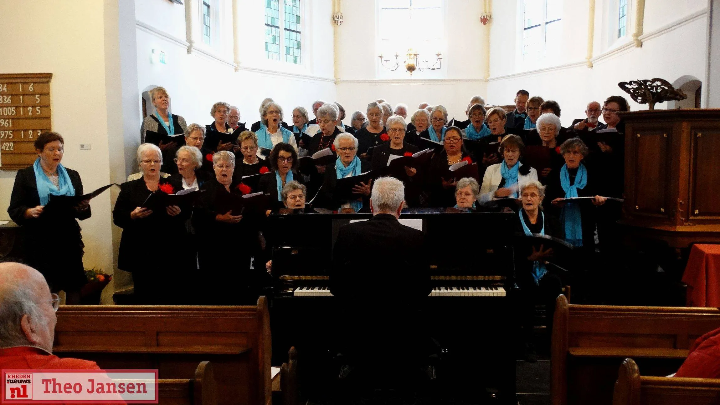 Muzikale ontmoeting Sursum Corda 50+ koor en St. Martinuskoor in Ellecom 16-11-2025 (1)