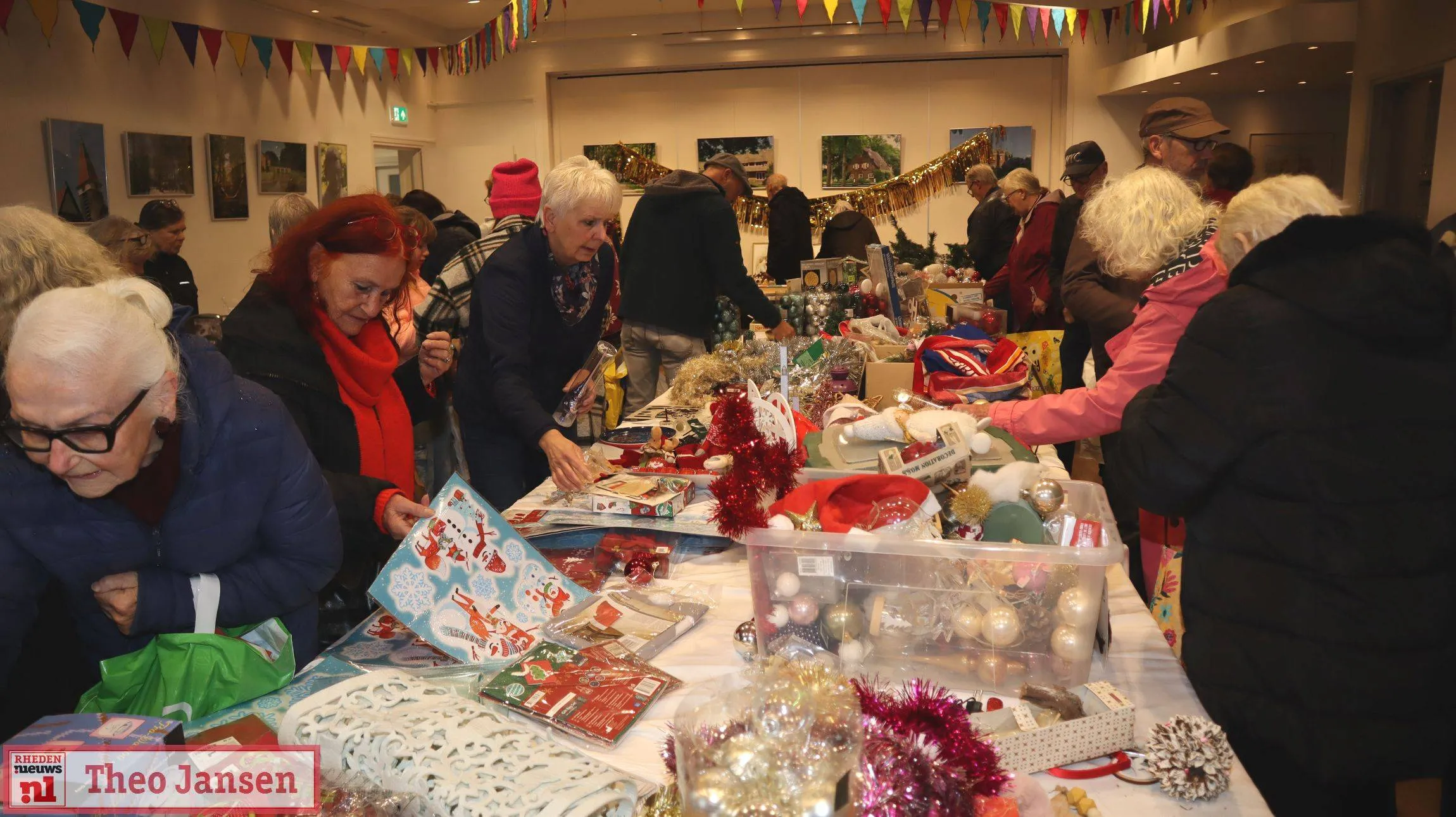 Weggeefmarkt in De Steeg trekt veel bezoekers 2025 (7)