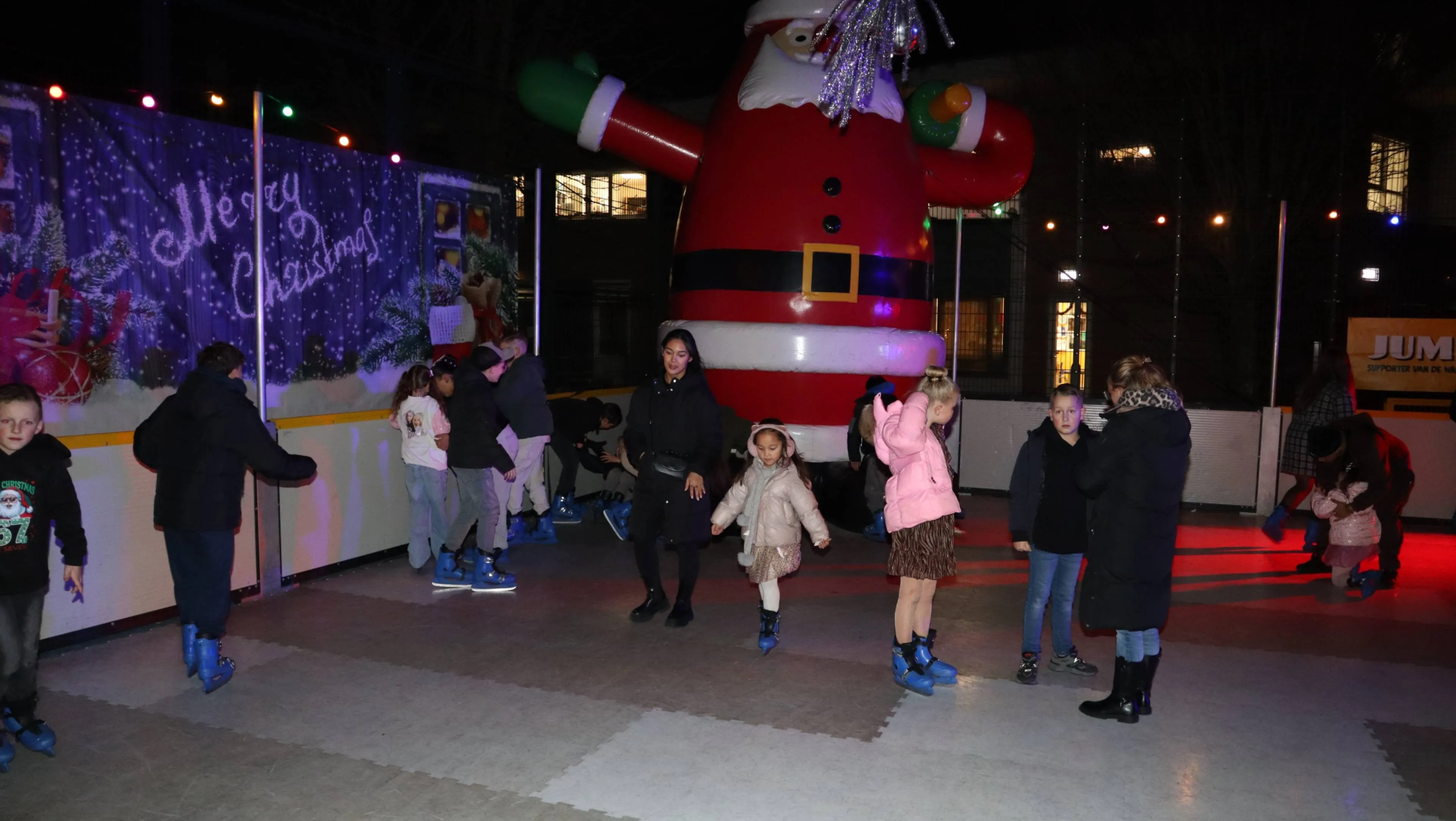 Velp On Ice Vijf dagen gratis schaatsen bij Buurthuis De Poort 19-12-2025 (1)