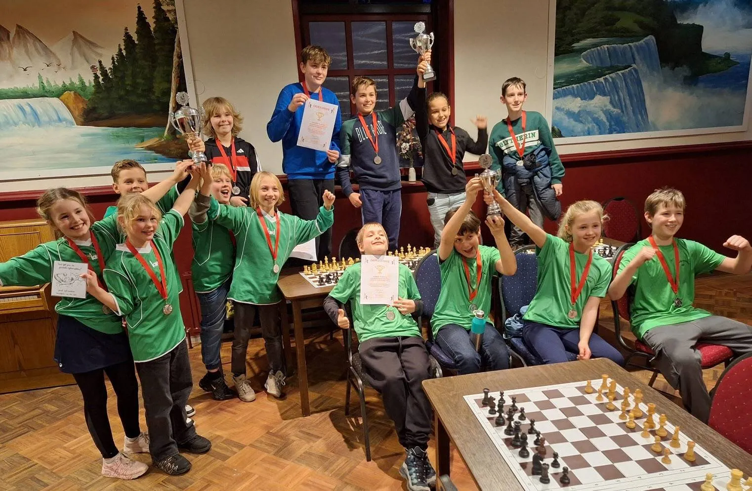 Ook bij de jeugd in gemeente Rheden is schaken populair - Schoolschaaktoernooi 2026 (1) - Wilma Du Frenne