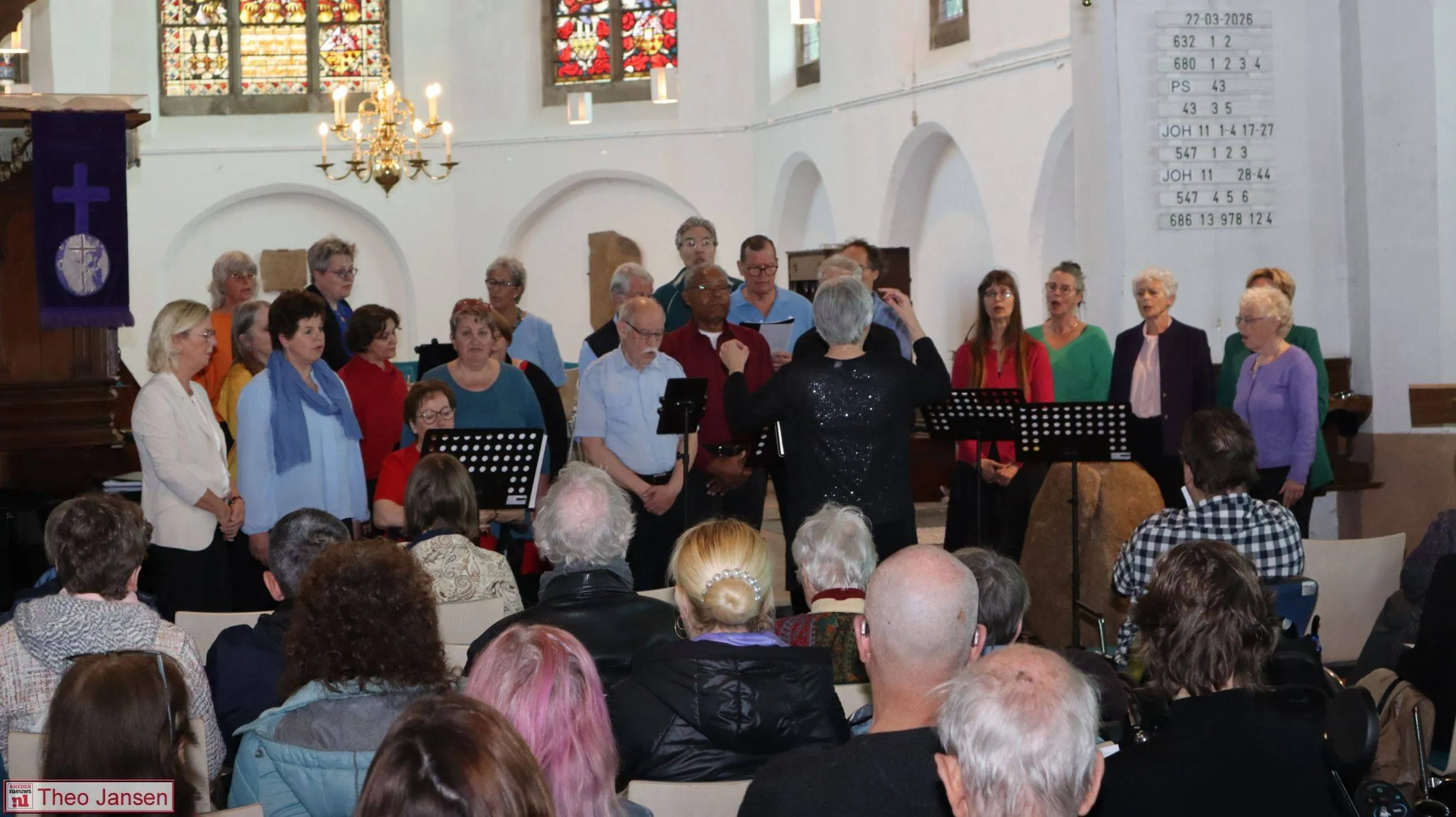 Connect Voices brengt wereldmuziek naar volle dorpskerk in Rheden 22-03-2026 (8)