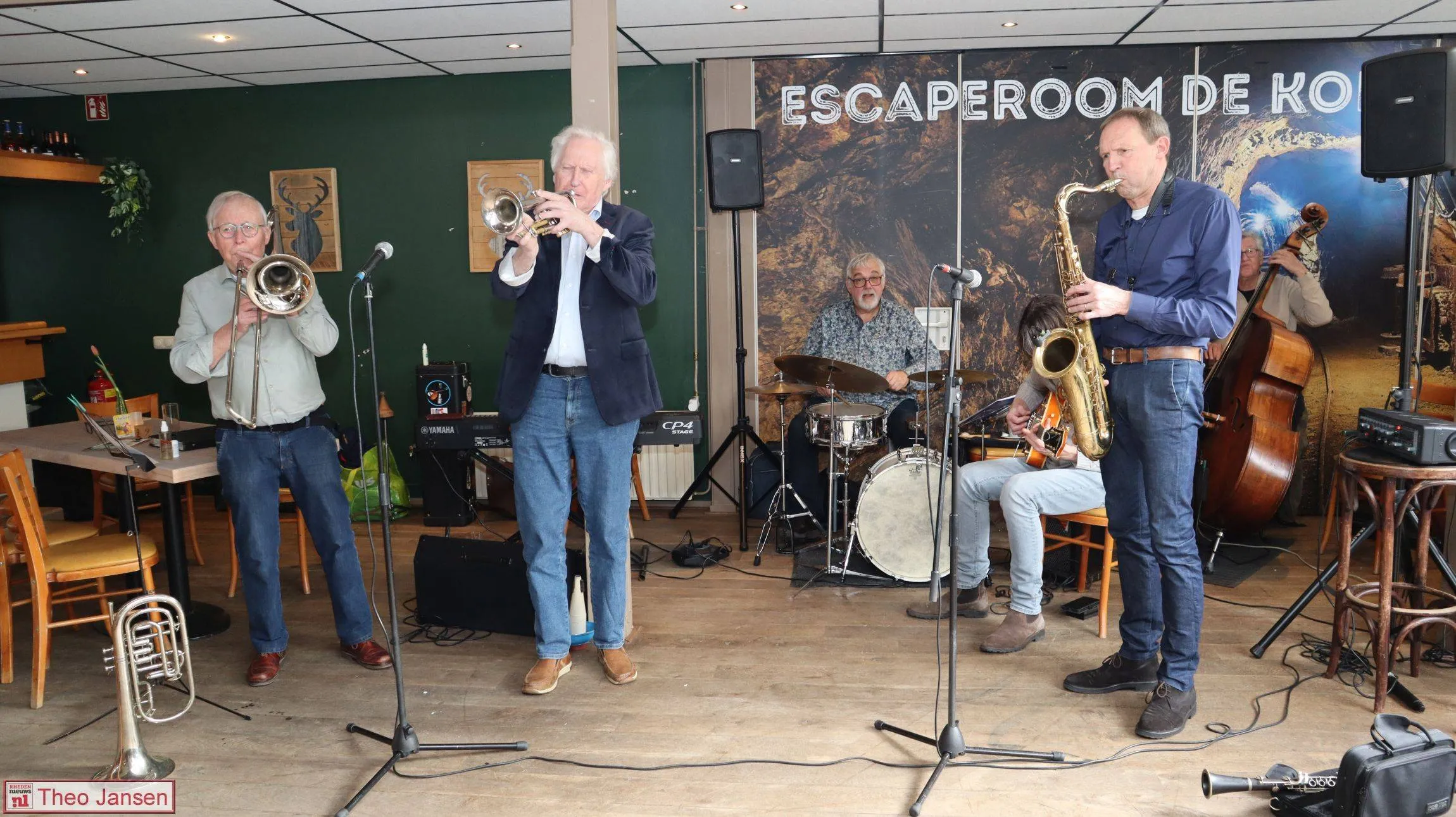 Swingende jazzmiddag met de Foresst Jazz Band in de Veluwse Poort in Dieren 01-03-2026 (1)
