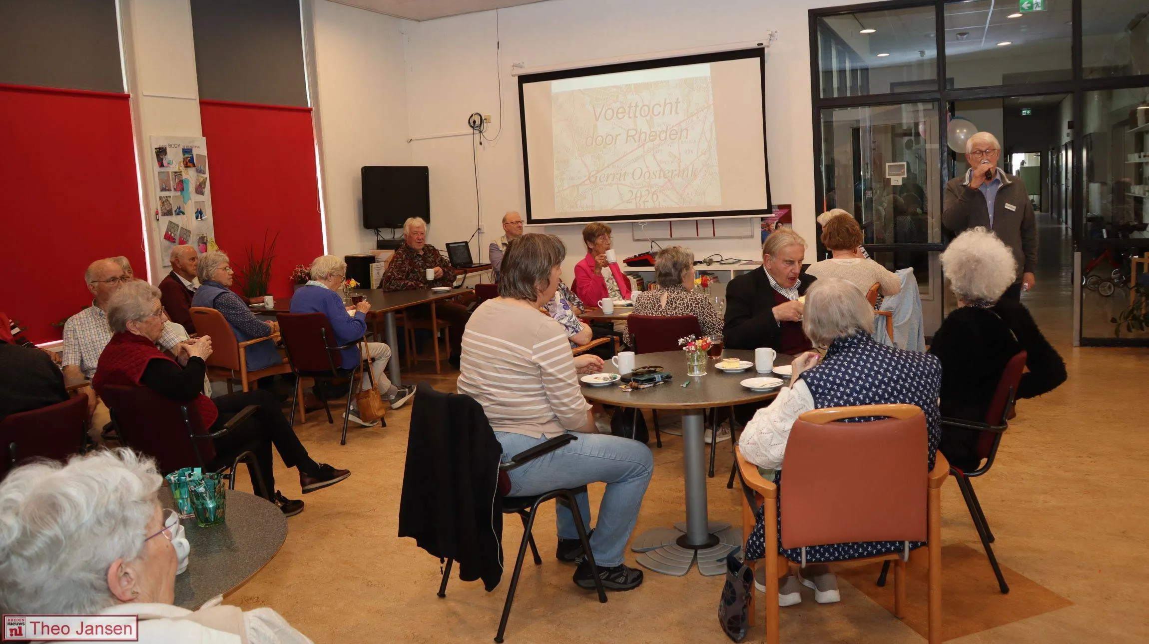 Minibieb ‘Het Leespunt’ in Rheden viert 10-jarig bestaan 16-04-2026 (3)