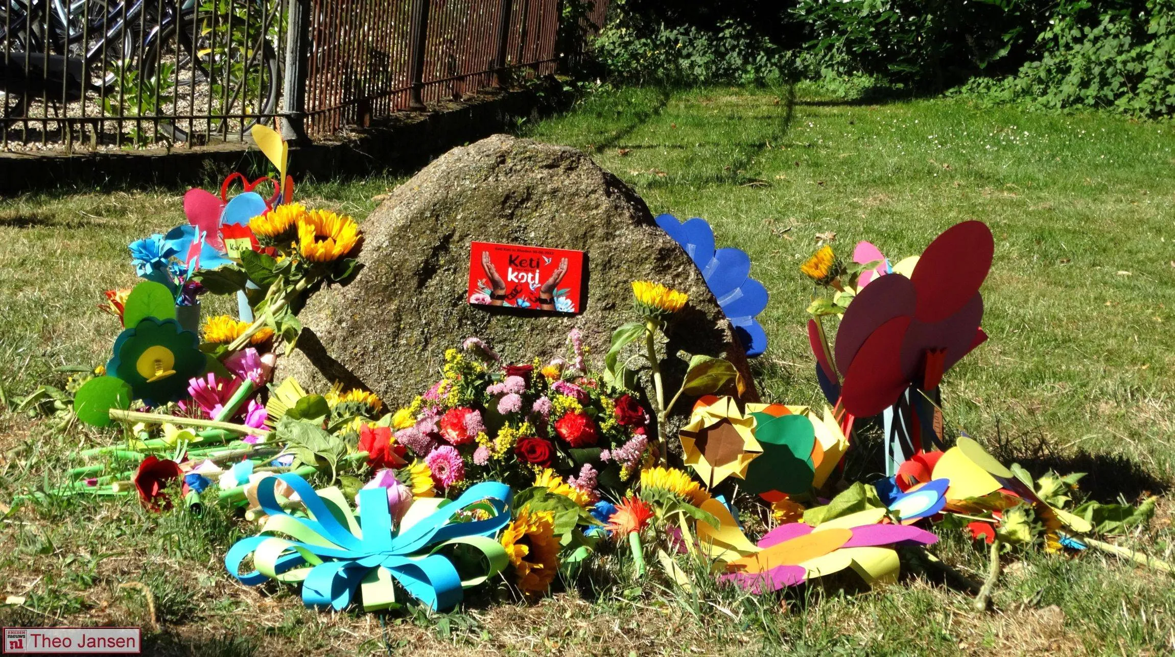 Leerlingen herdenken en vieren Keti Koti bij Dorpskerk in Rheden 01-07-2026 (19)