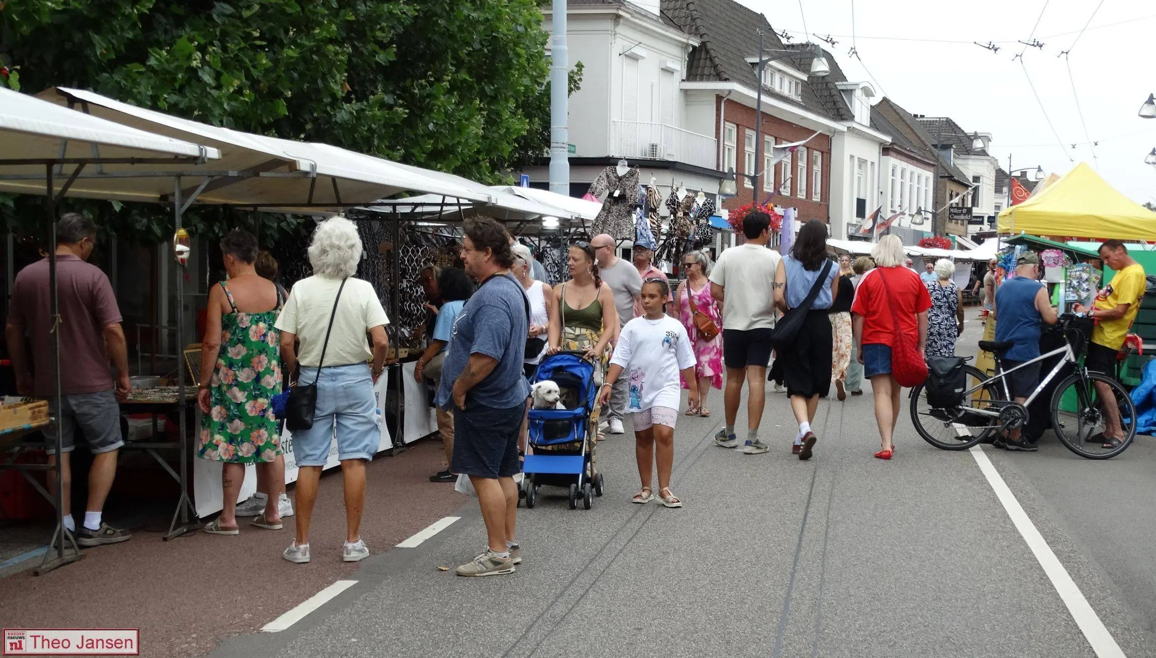 Vernieuwde Velleper Donderdag kent rustige start 30-7-26 (8)