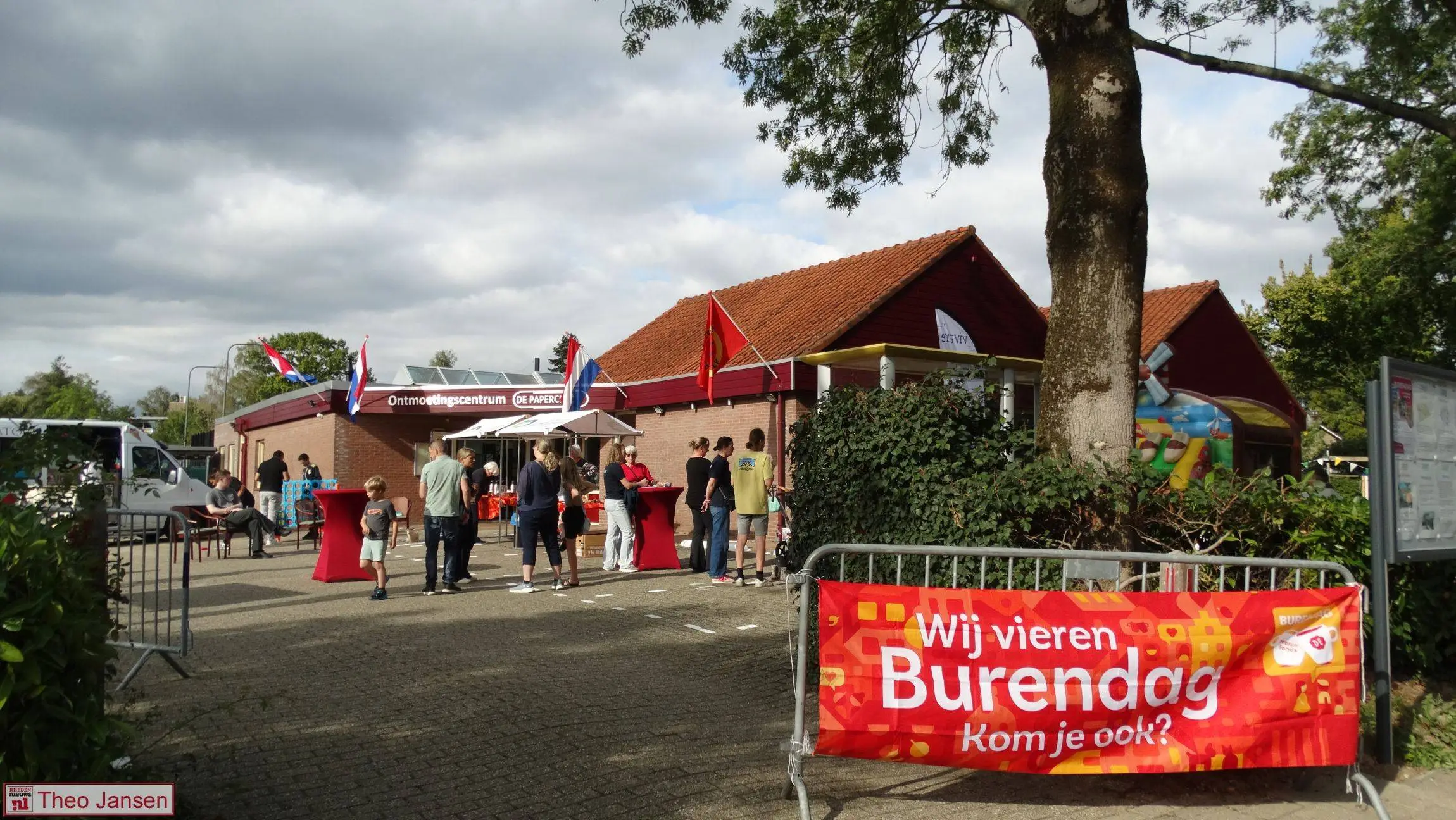 Drukbezochte Burendag bij De Paperclip in Velp 26-9-2026 (1)