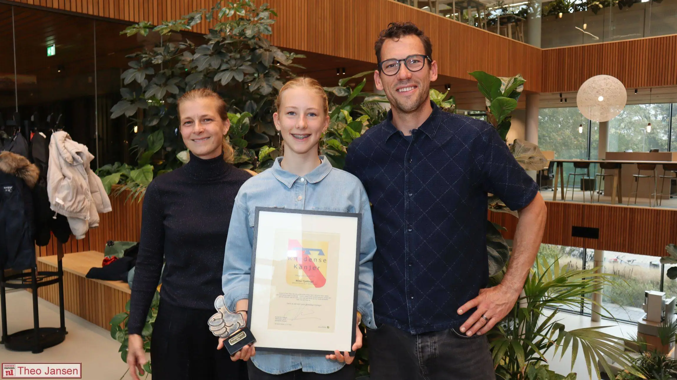Nina Tjallingii ontvangt Rhedense Kanjer 23-10-26 (12)
