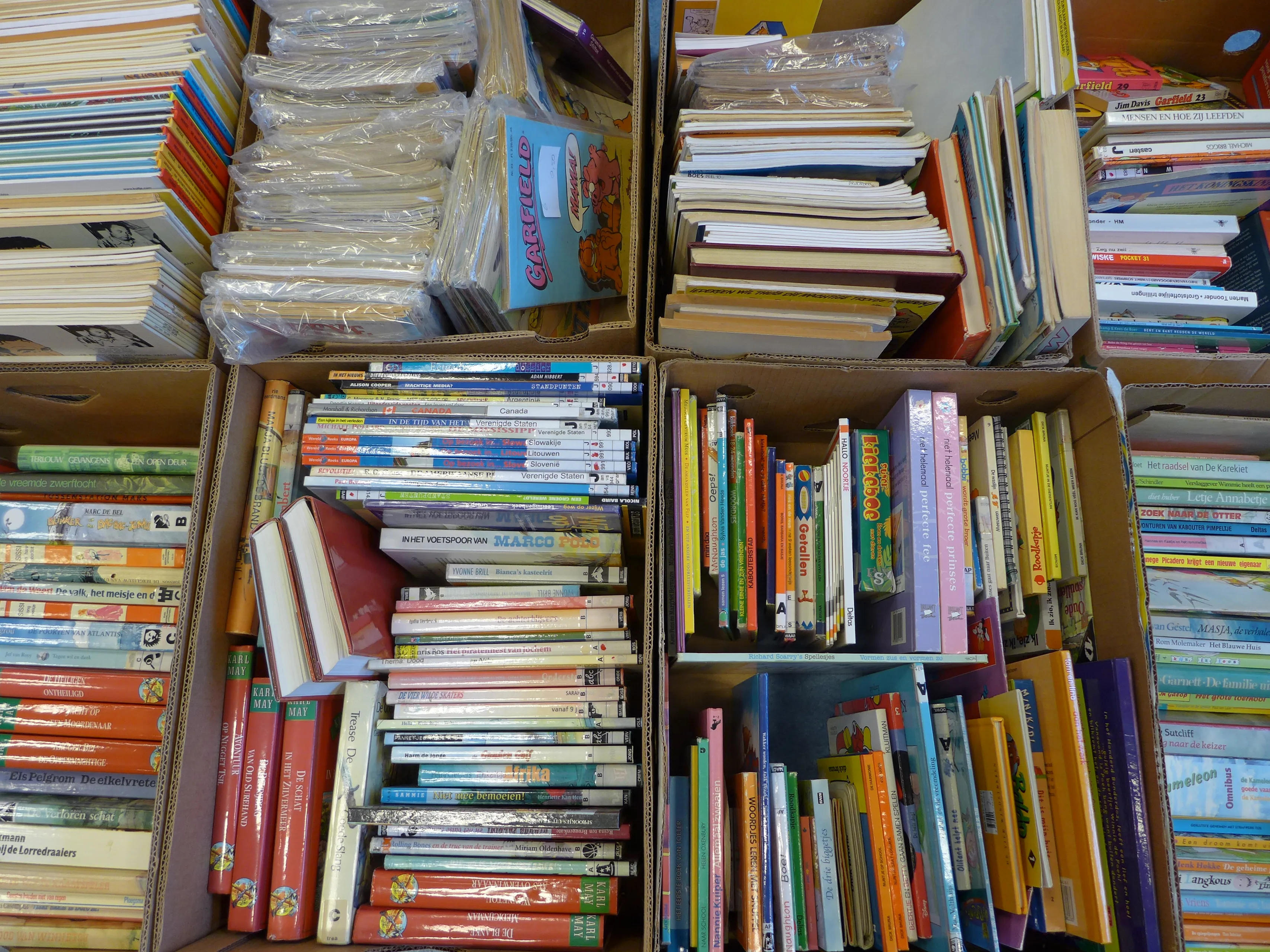 071022 boekenbeurs 1