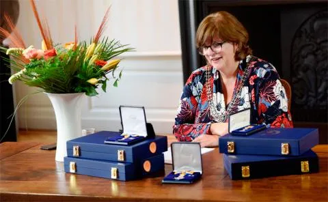 20200424 lintjes ko uitreiking burgemeester