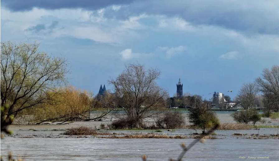 20232011 warming up klimaatverandering hoogwaterzichtoproermondfennygaastrab