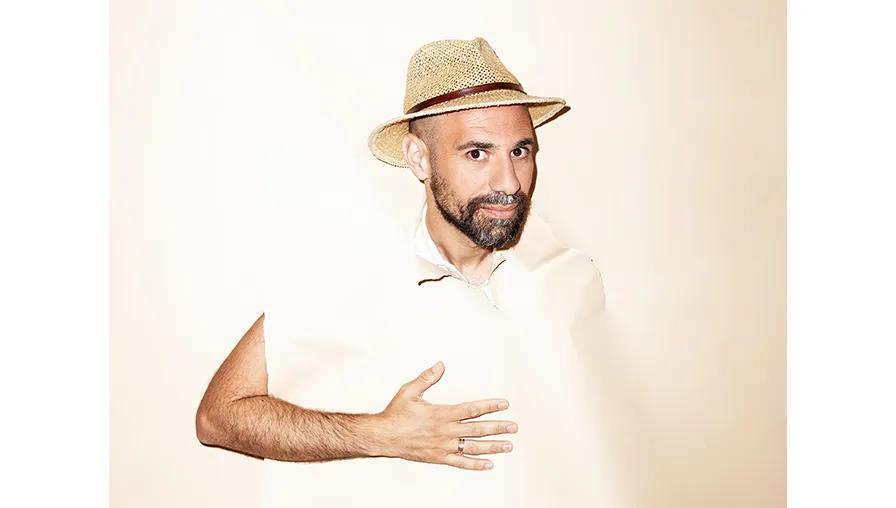 abdelkader benali kalief van nederland liggend copyright linda stulic2