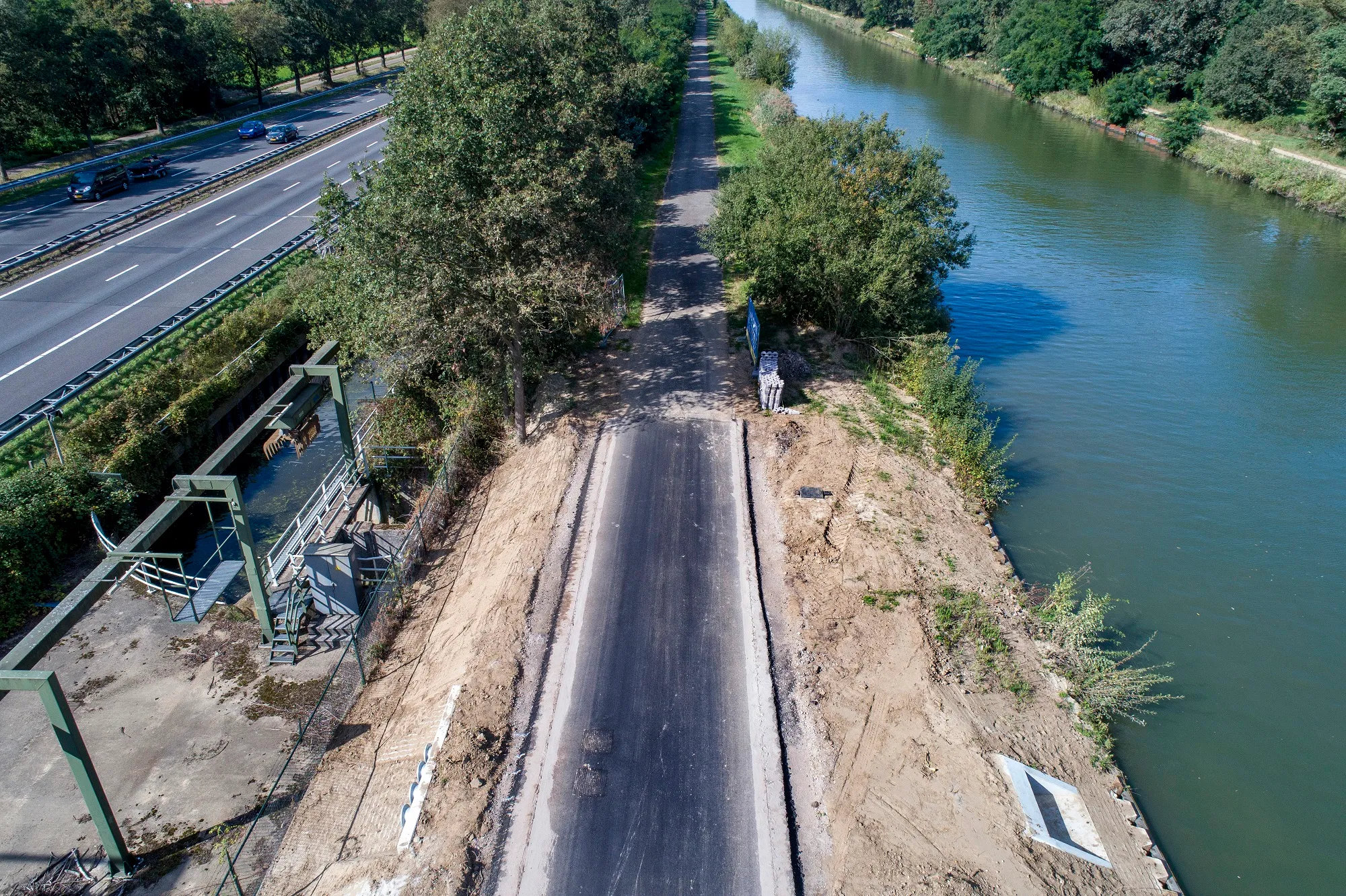 foto 2 waterinlaat uffelsebeek lr