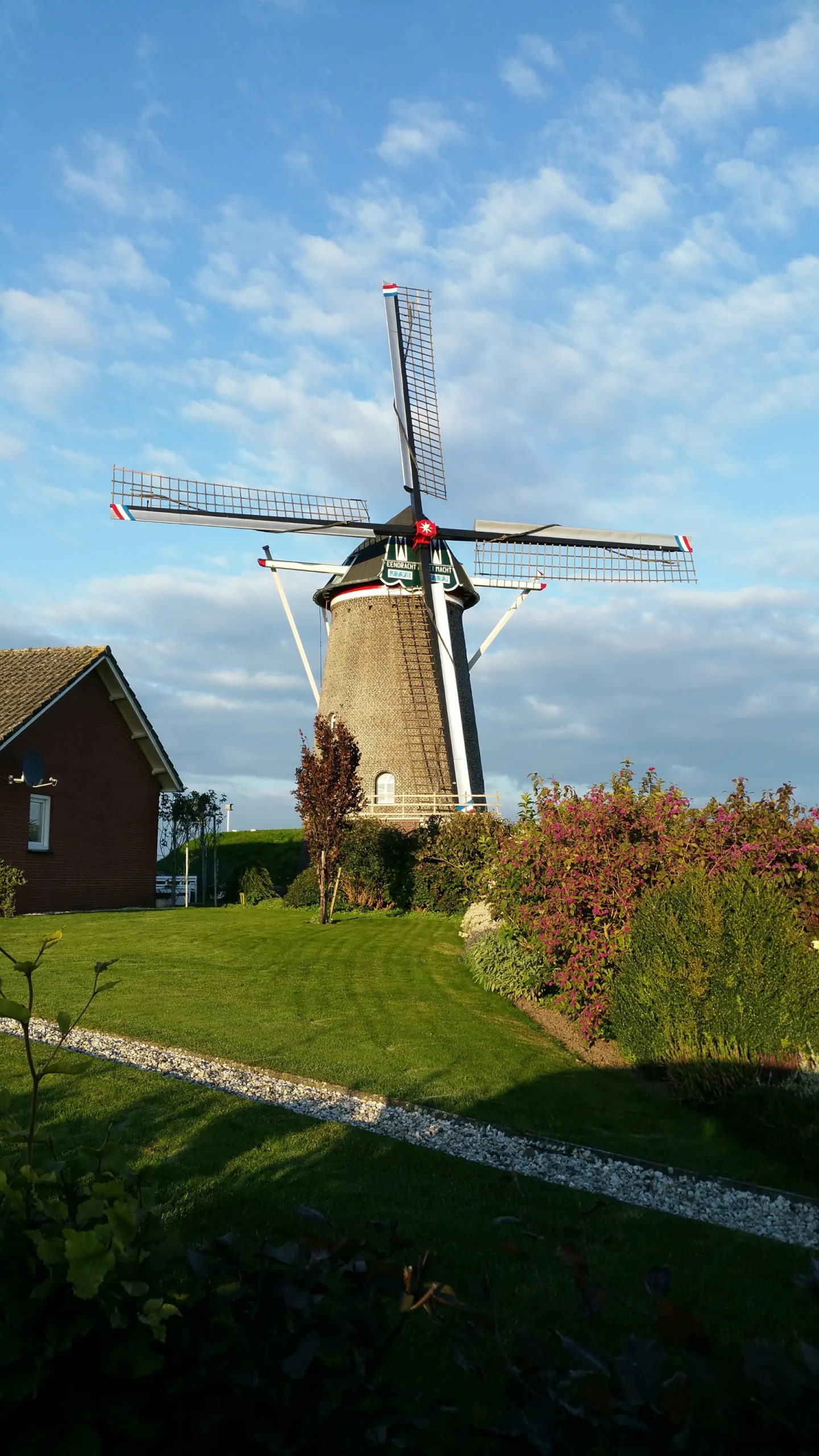 foto pb hkl nationale molendag 2022 molen eendracht maakt macht meterik