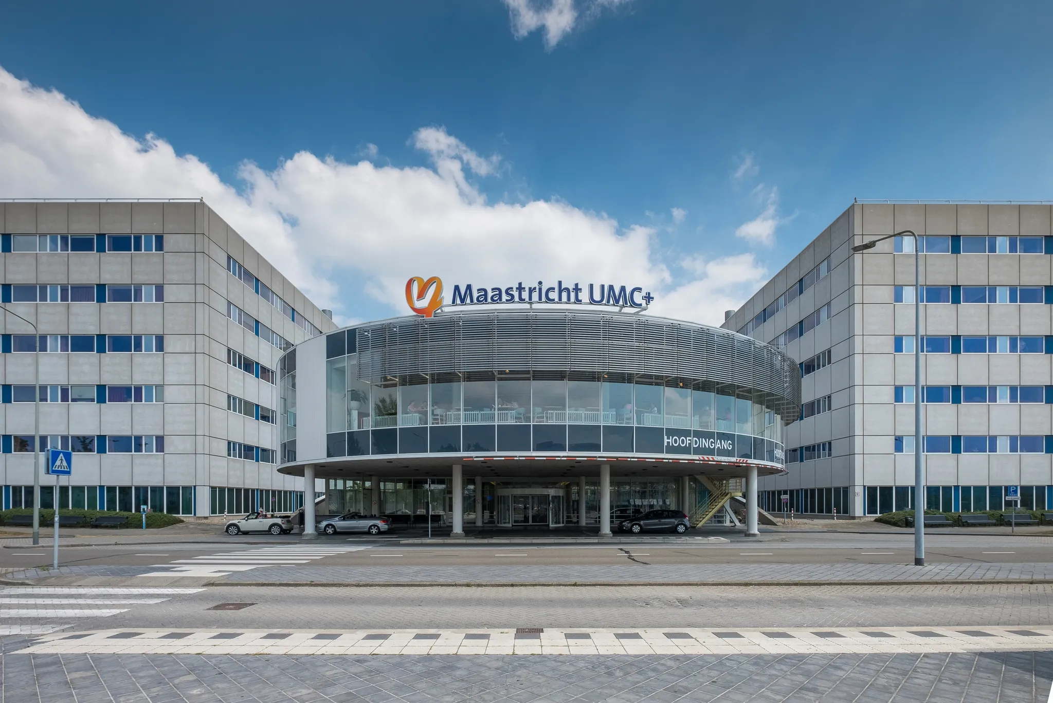 hoofdingang maastricht umc