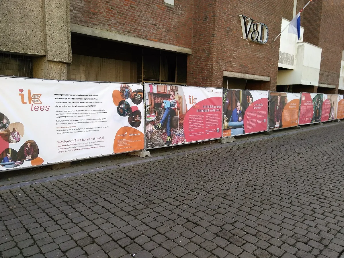 ik lees op het munsterplein