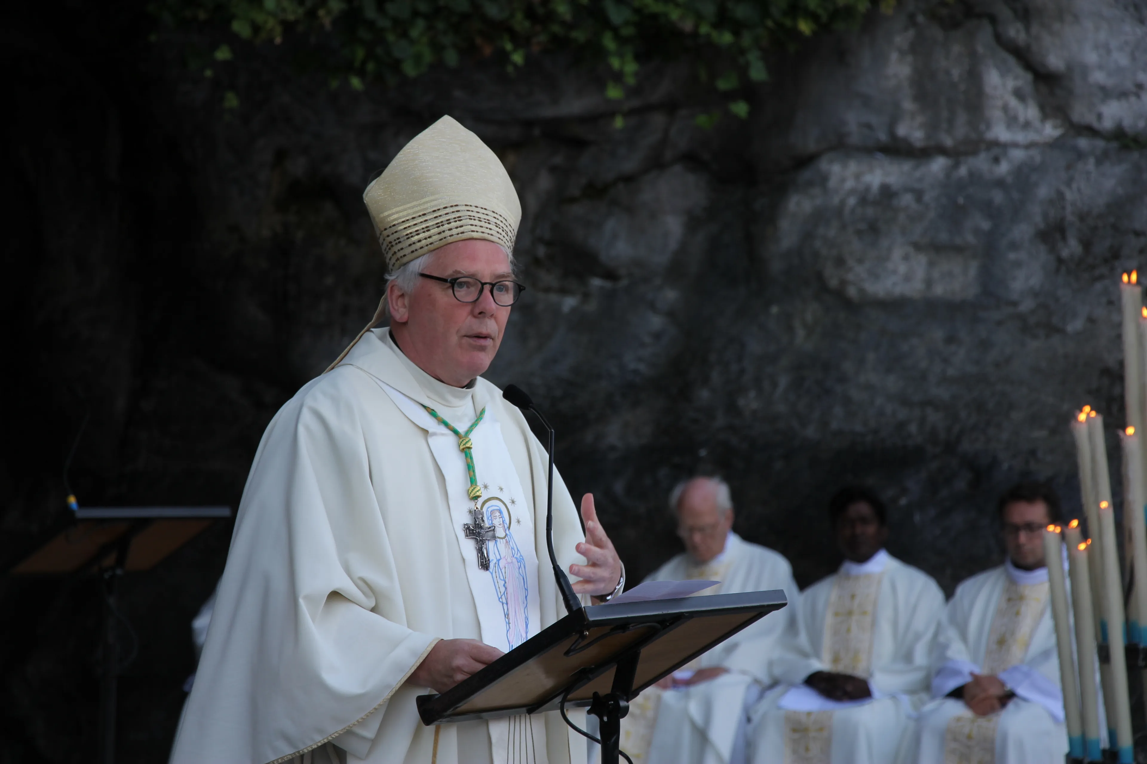 mgrdejong at bisdomroermond