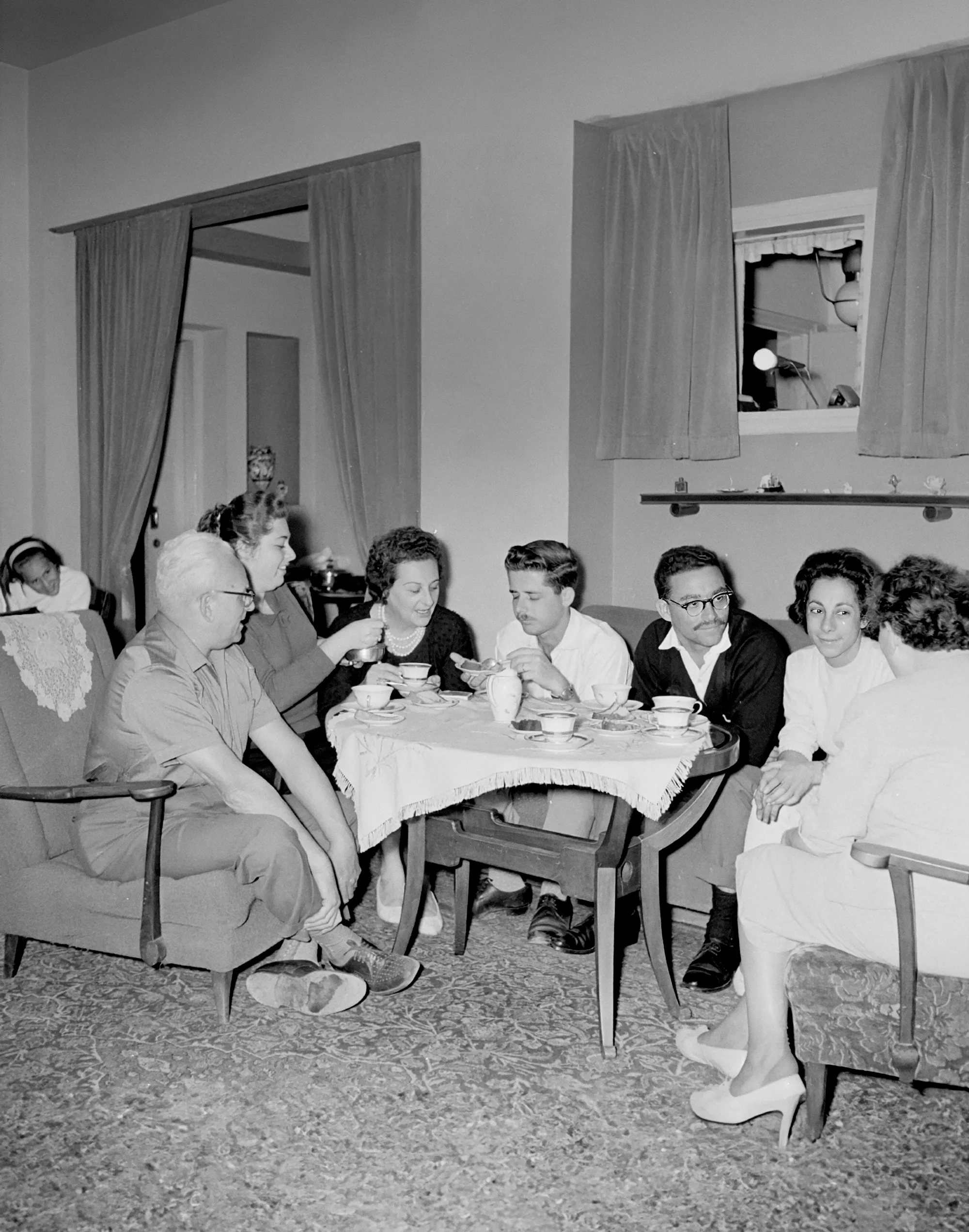 mvdv tentoonstelling opznzondags beeld nationaalarchief