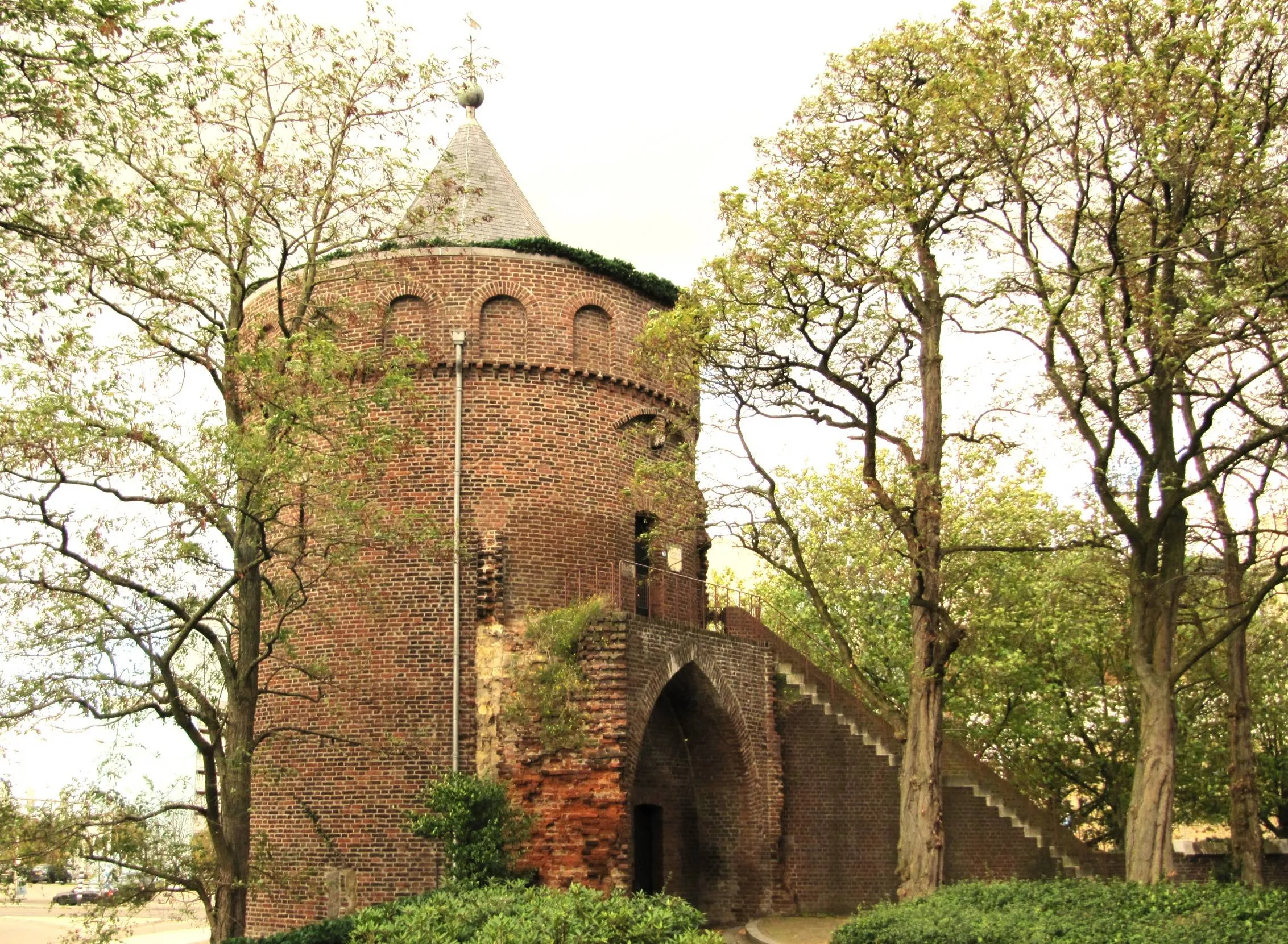 rm32600 roermond rattentoren