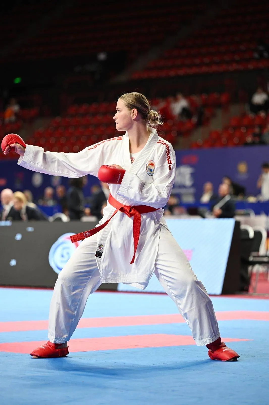 2f8da81d-adda-4b5c-816a-92121791d07f